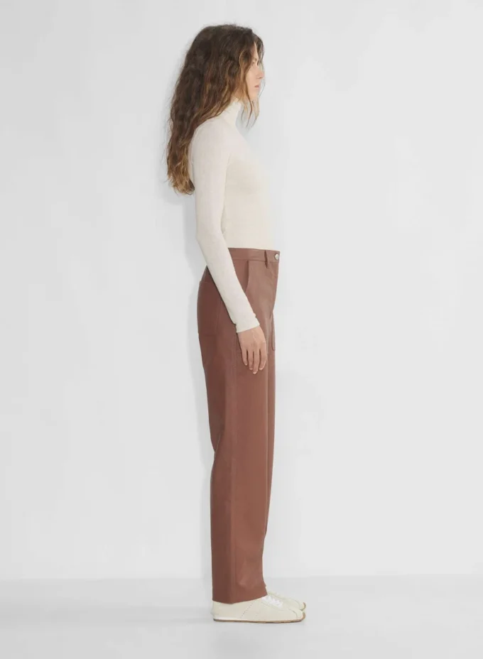 Lucy-Hose