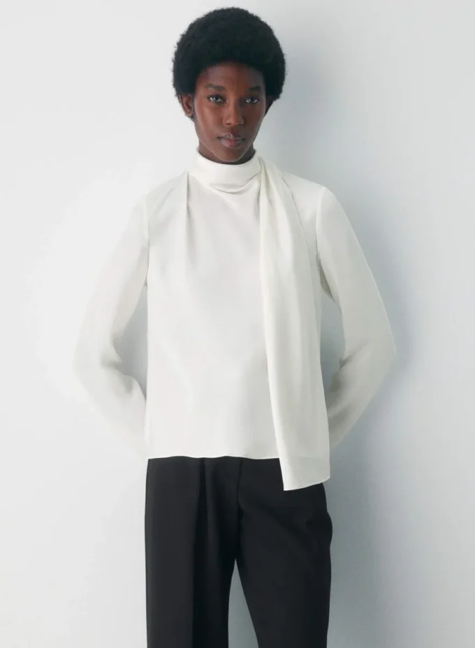 Macintosh-Satinbluse Macintosh-Satinbluse
