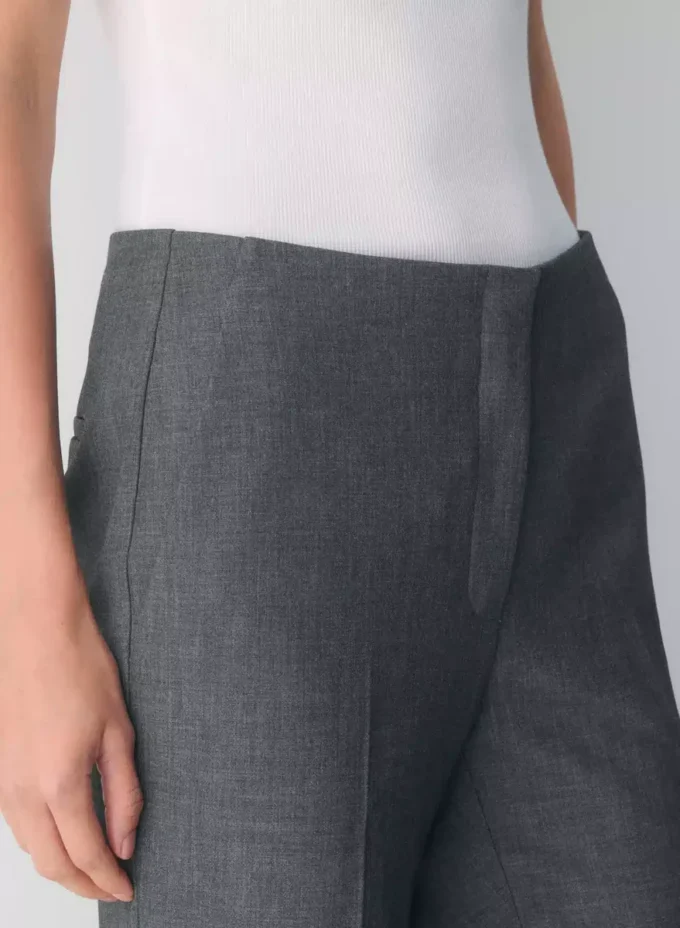 Markova Hose – (Re)ssential