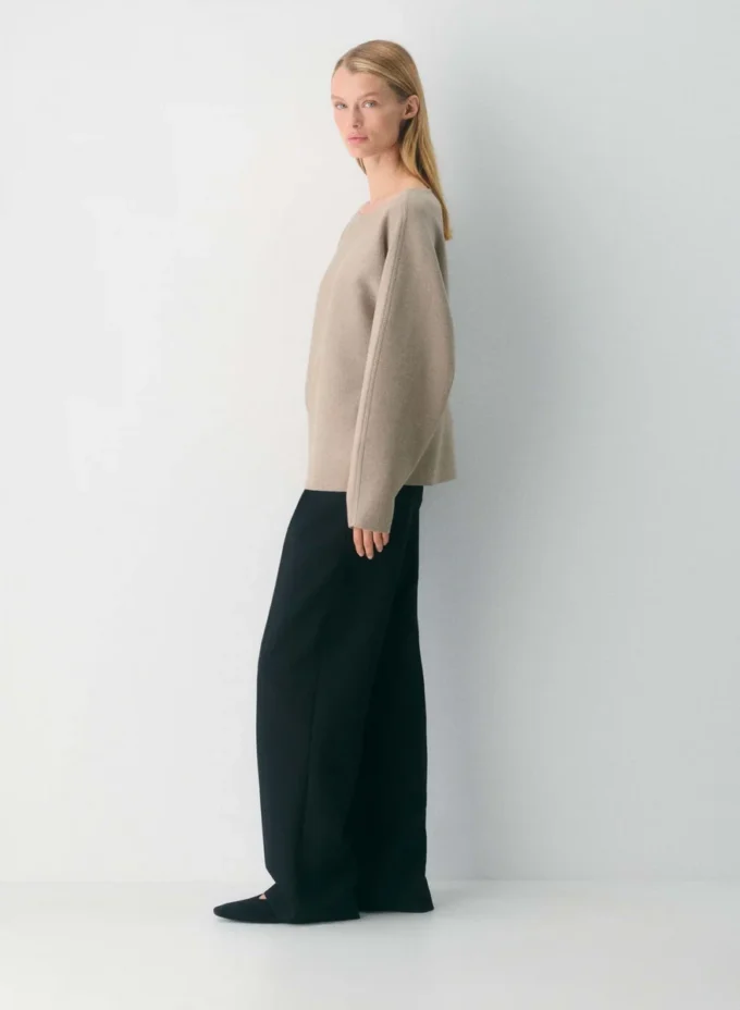 Minimalistischer Pullover