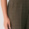 New Agency Curve-Fit Hose – (Re)ssential New Agency Curve-Fit Hose – (Re)ssential
