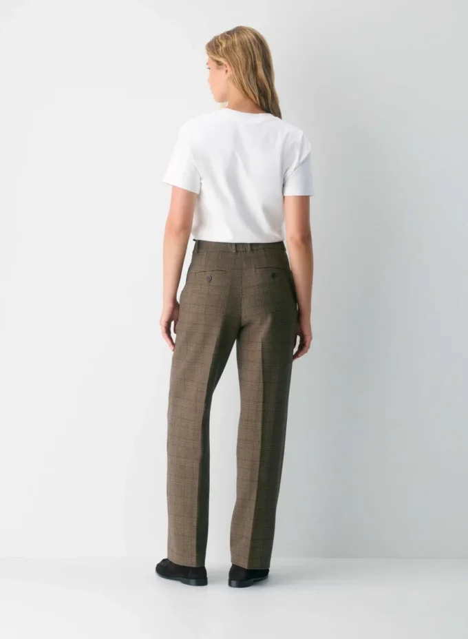 New Agency Curve-Fit Hose – (Re)ssential New Agency Curve-Fit Hose – (Re)ssential
