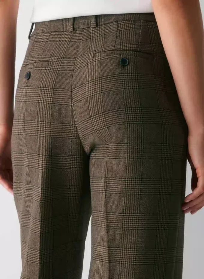 New Agency Curve-Fit Hose – (Re)ssential New Agency Curve-Fit Hose – (Re)ssential