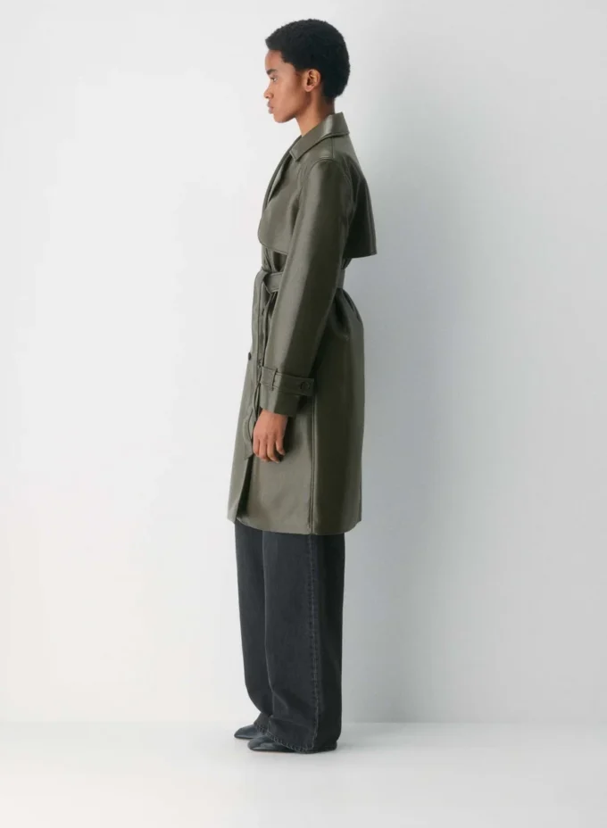 New Tabloid Trenchcoat – Unreal Leather