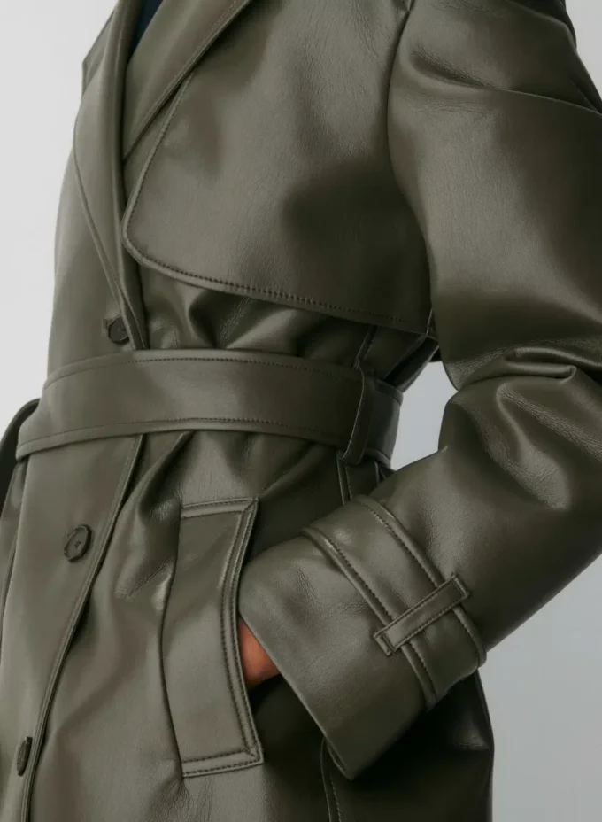 New Tabloid Trenchcoat – Unreal Leather