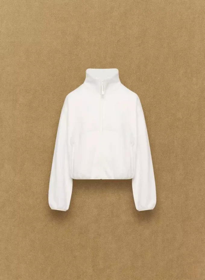 Plateau-Rollkragenpullover mit Reißverschluss Plateau-Rollkragenpullover mit Reißverschluss
