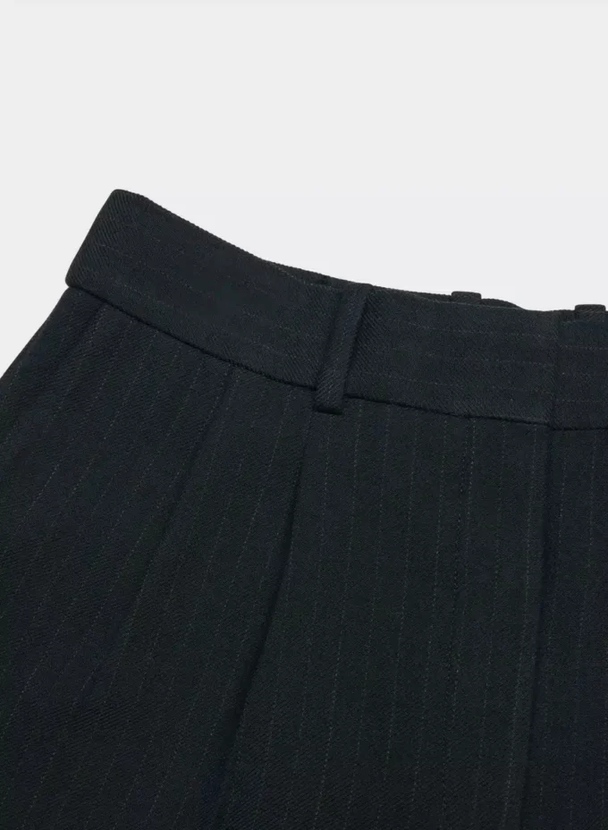 Plissierte Mini-Shorts Plissierte Mini-Shorts