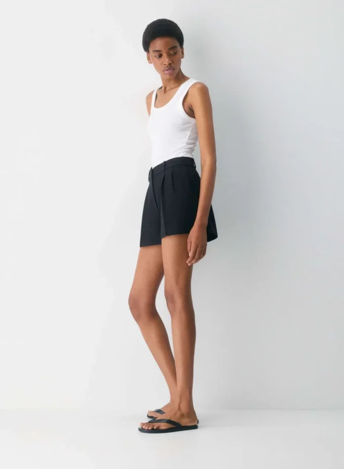 Plissierte Mini-Shorts Plissierte Mini-Shorts