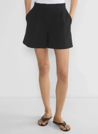 Plissierte Shorts in mittlerer Länge