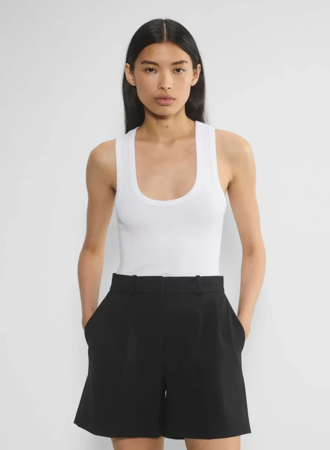 Plissierte Shorts in mittlerer Länge Plissierte Shorts in mittlerer Länge