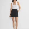 Plissierte Shorts in mittlerer Länge Plissierte Shorts in mittlerer Länge