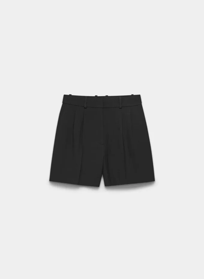 Plissierte Shorts in mittlerer Länge Plissierte Shorts in mittlerer Länge