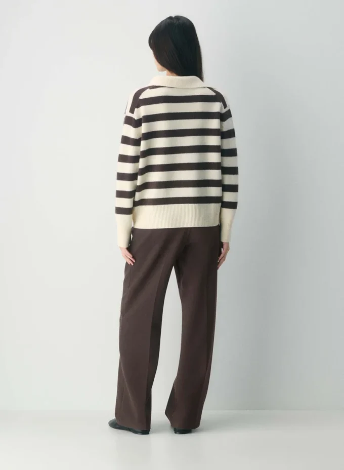 Plüschkaschmir-Polo-Pullover in Oversize-Passform Plüschkaschmir-Polo-Pullover in Oversize-Passform