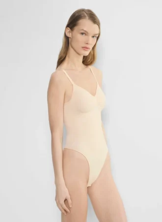 ShapeEnhance™ Body mit tiefem Rückenausschnitt und String-Schnitt