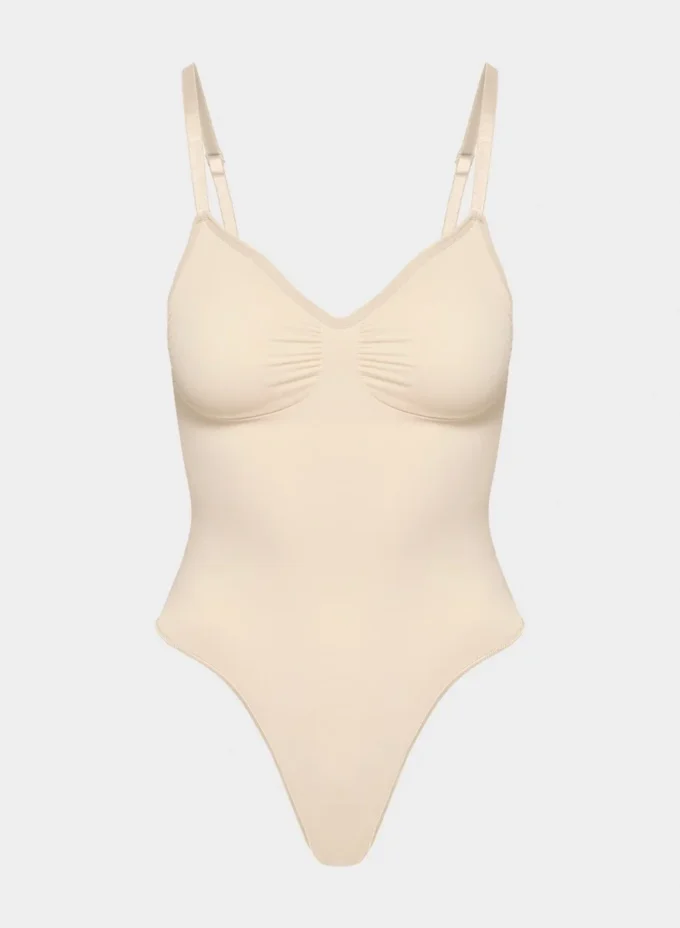 ShapeEnhance™ Body mit tiefem Rückenausschnitt und String-Schnitt ShapeEnhance™ Body mit tiefem Rückenausschnitt und String-Schnitt