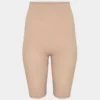 ShapeEnhance™ Nahtlose Super-High-Rise-Shorts ShapeEnhance™ Nahtlose Super-High-Rise-Shorts