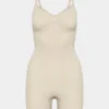 ShapeEnhance™ Nahtloser Body mit mittlerer Beinlänge ShapeEnhance™ Nahtloser Body mit mittlerer Beinlänge