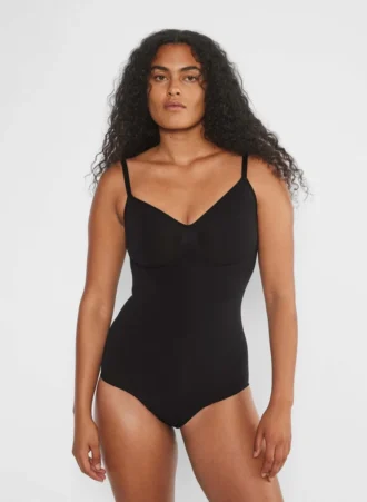 ShapeEnhance™ Nahtloser Body mit vollständiger Gesäßabdeckung ShapeEnhance™ Nahtloser Body mit vollständiger Gesäßabdeckung