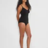 ShapeEnhance™ Nahtloser Body mit vollständiger Gesäßabdeckung ShapeEnhance™ Nahtloser Body mit vollständiger Gesäßabdeckung