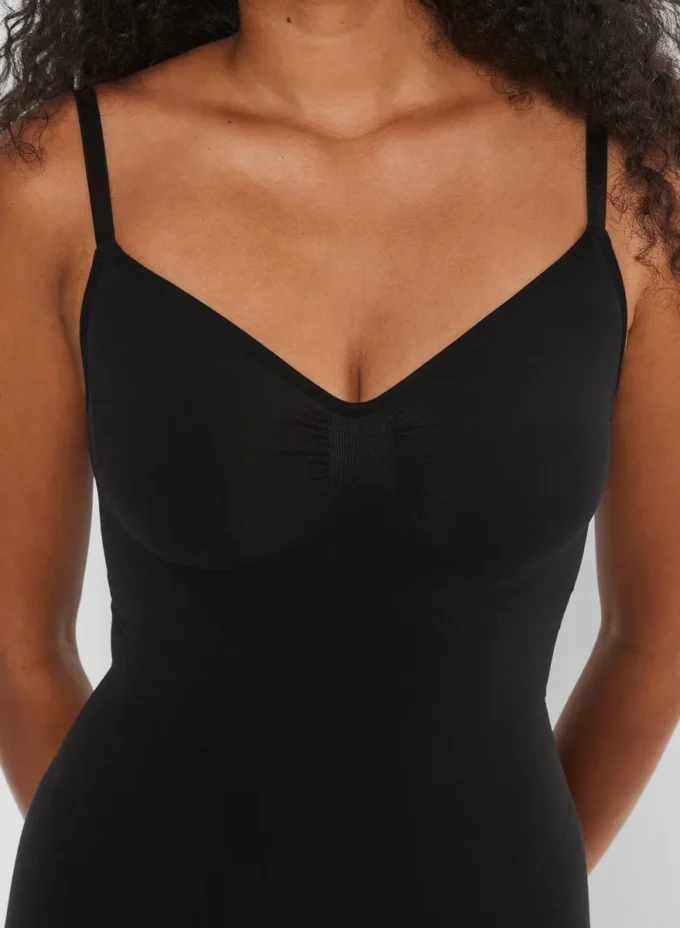 ShapeEnhance™ Nahtloser Body mit vollständiger Gesäßabdeckung ShapeEnhance™ Nahtloser Body mit vollständiger Gesäßabdeckung