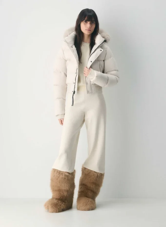The Super Chalet Puff™ – cliMATTE™ The Super Chalet Puff™ – cliMATTE™