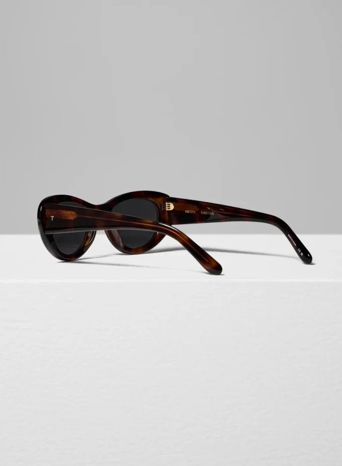 Thistles x Aritzia The Lili