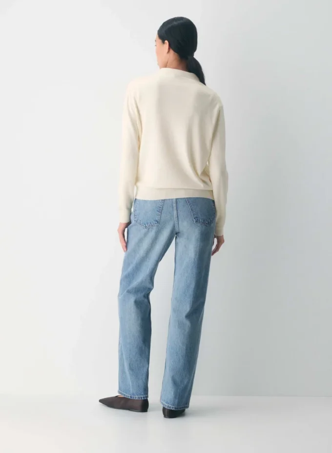 V-Ausschnitt-Pullover aus Bare Merino-Wolle