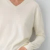 V-Ausschnitt-Pullover aus Bare Merino-Wolle