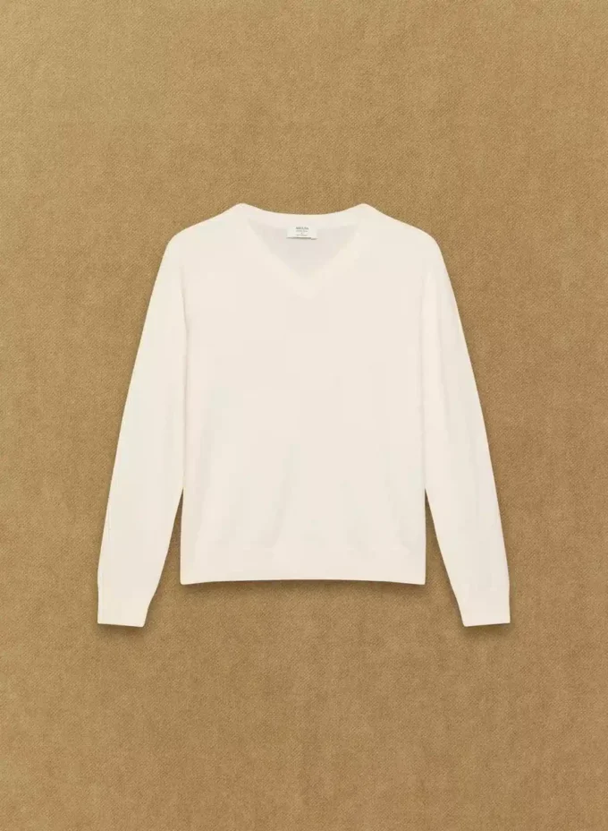 V-Ausschnitt-Pullover aus Bare Merino-Wolle